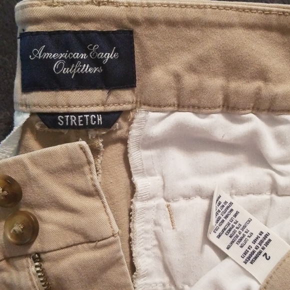 American Eagle khaki shorts - Picture 3 of 3